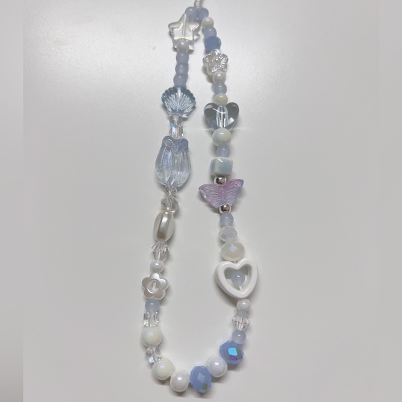 Blue Tulip Phone Charm - Picture 1 of 3